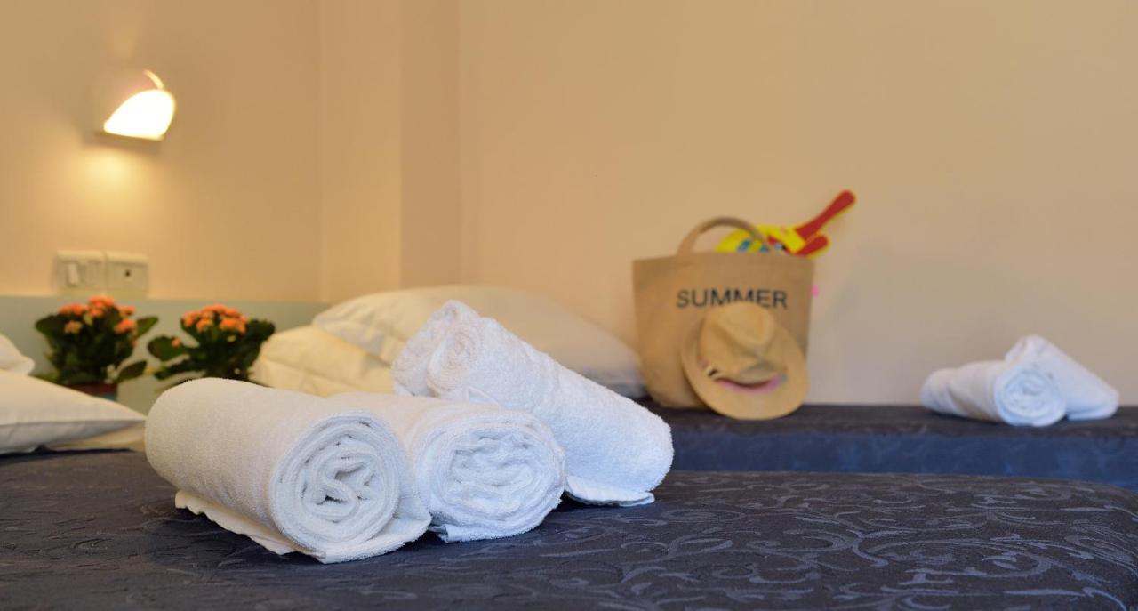 קאטוליקה Hotel Oltremar B&B מראה חיצוני תמונה