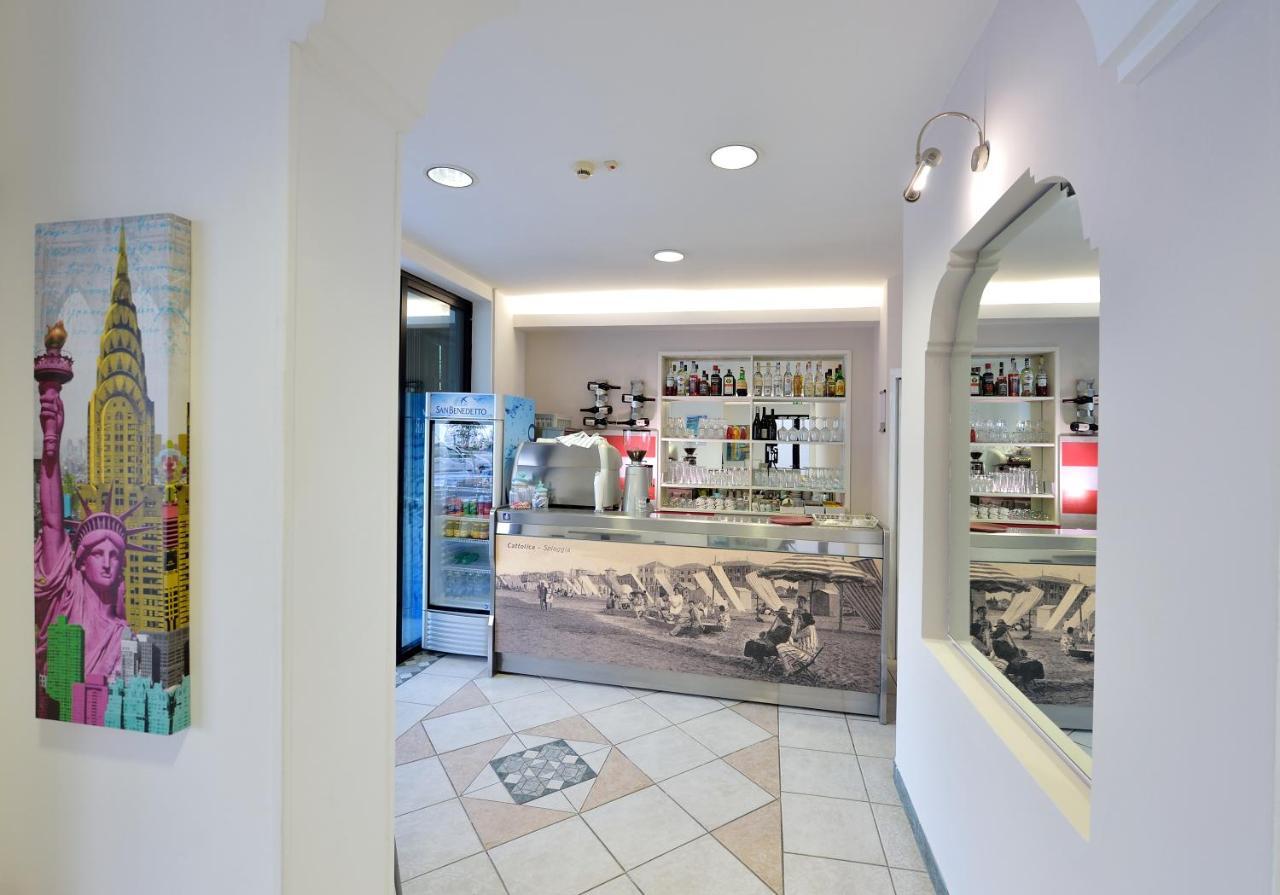 קאטוליקה Hotel Oltremar B&B מראה חיצוני תמונה